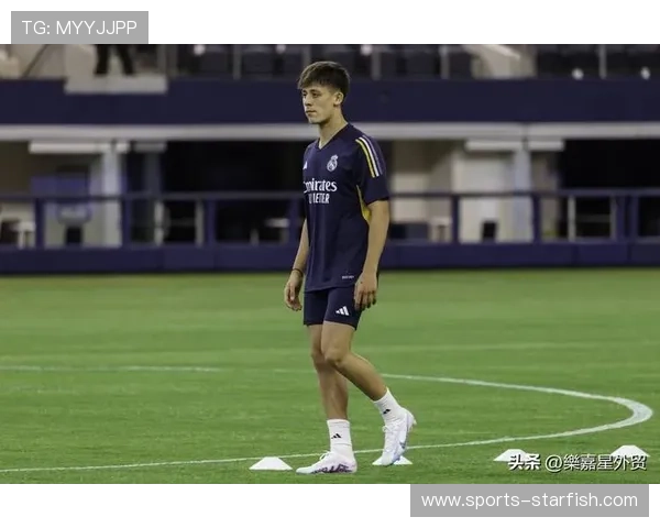 足球星刊:深度解析足坛新星崛起与世界顶级联赛的未来发展趋势 足球星刊:深度解析足坛新星崛起与世界顶级联赛的未来发展趋势